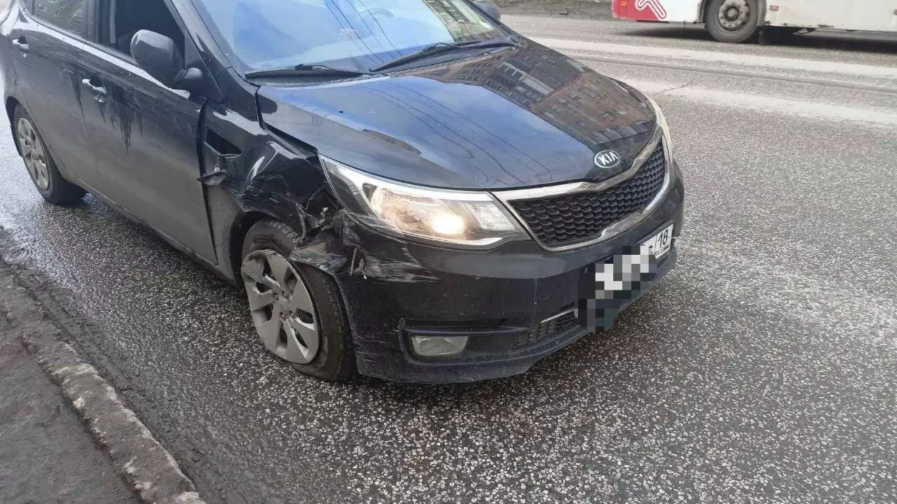 ДТП на улице Петрова в Ижевске совершил нетрезвый водитель