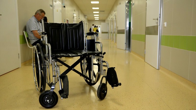 Фонд социального страхования в Удмуртии отказал инвалиду в замене коляски